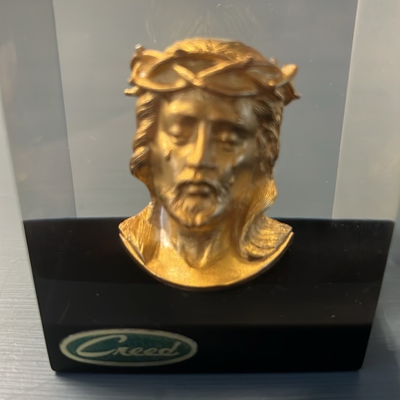 Jesus Paperweight - Picture 10 of 11